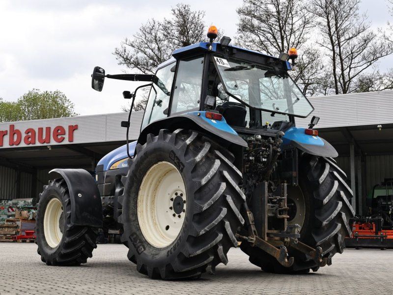 New Holland TM 150