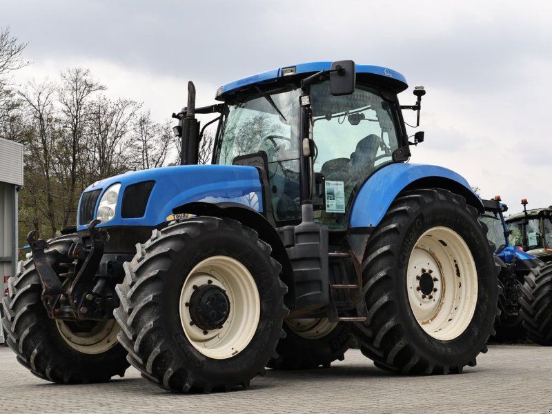 New Holland T6080 Range & Power Command