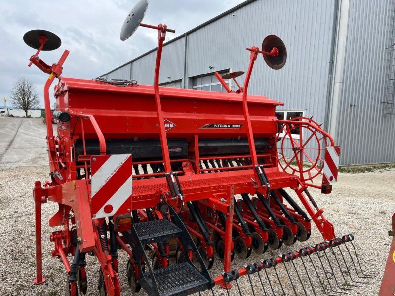 Kuhn INTEGRA 3003 24SD im Kundenauftrag