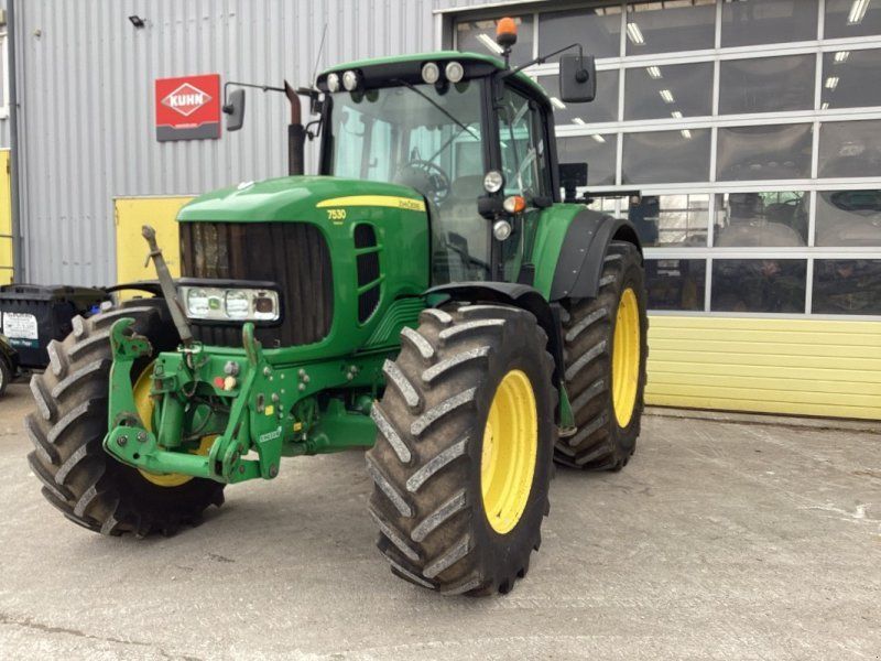 John Deere 7530 im Kundenauftrag