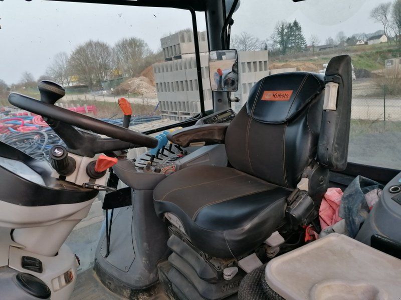 Kubota M7132