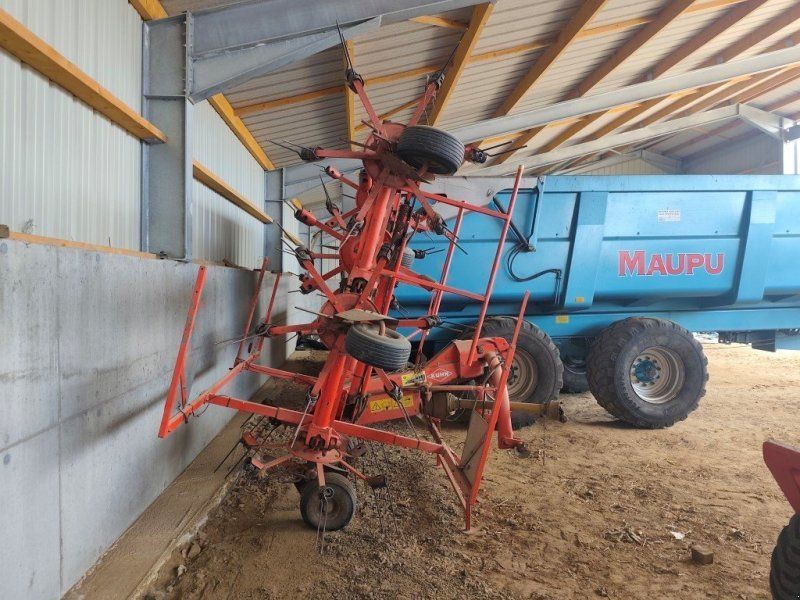 Kuhn FANEUSE