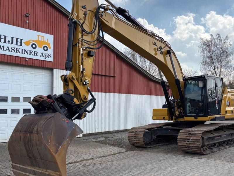 Caterpillar 330