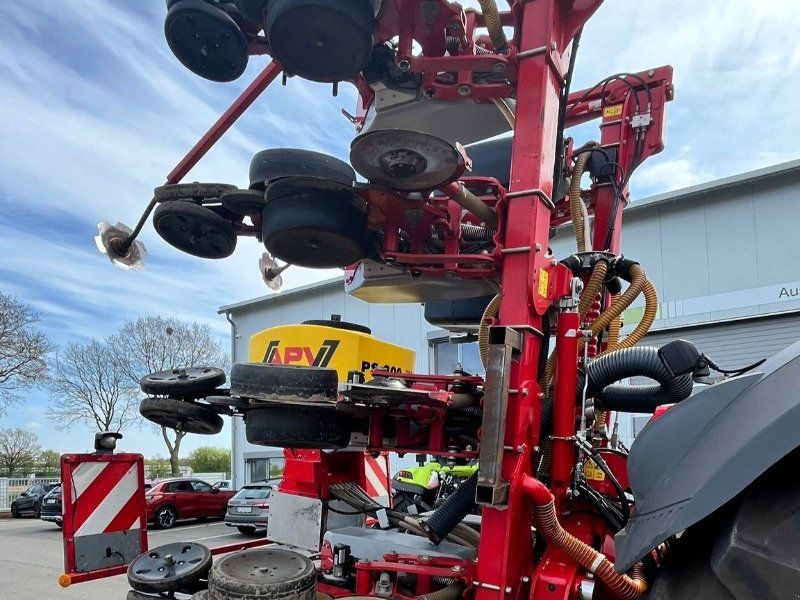 Horsch MAESTRO 8 RC, 8-reiher, Partner 1600 FT Fronttank, APV PS 300