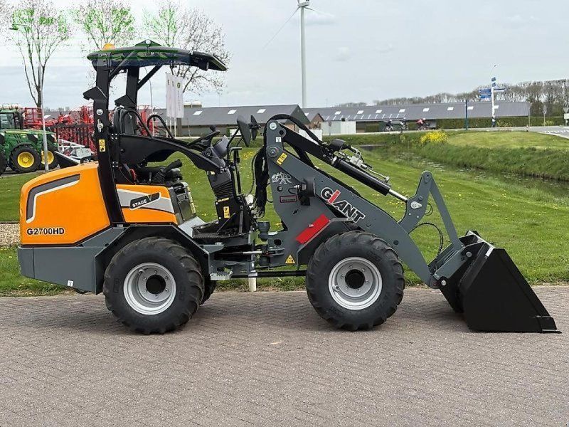 Giant g2700hd kniklader