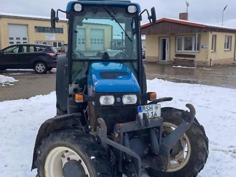 New Holland tn 90 f