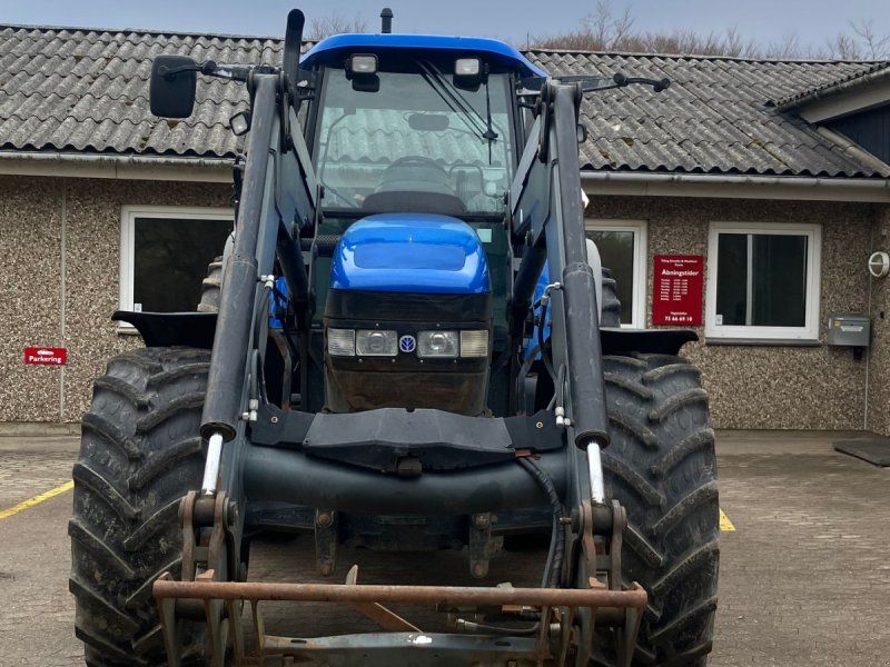 New Holland TM 155