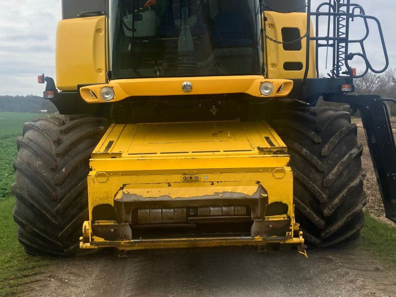 New Holland CR9080 Evolution