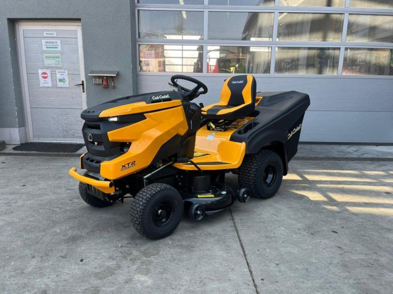 Cub Cadet XT2 QR 106, 2-Zylinder Kawasaki Motor, Fangkorb