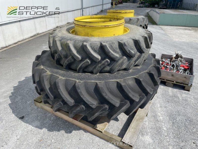 Galaxy Zwillingsradsatz passend zu John Deere