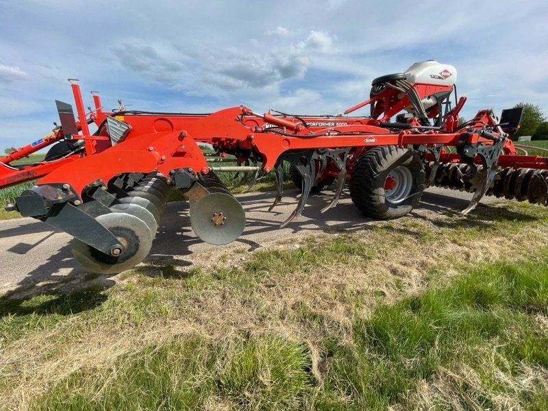 Kuhn Performer 5000
