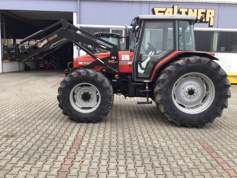Massey Ferguson 4370