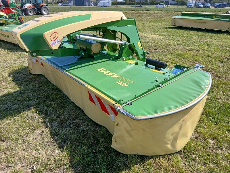 Krone Easy Cut F 320 Gen4 Pull Schwadschnecke!