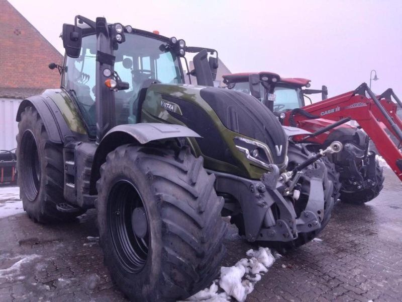 Valtra T255