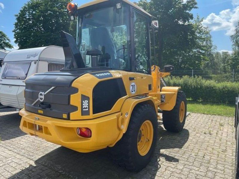 Volvo L 30