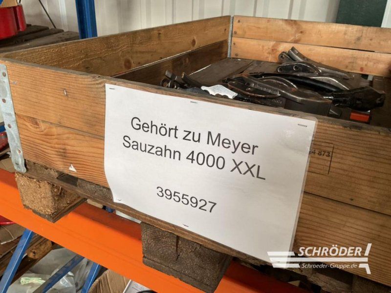 Meyer Agrartechnik SAUZAHN SZ4000 XXL | STEINSICHERUNG