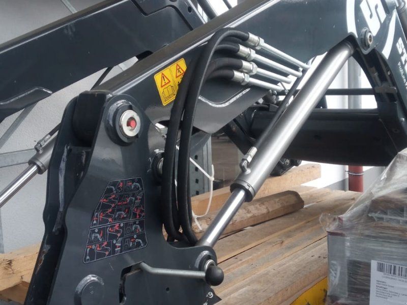 Stoll Frontladerschwinge