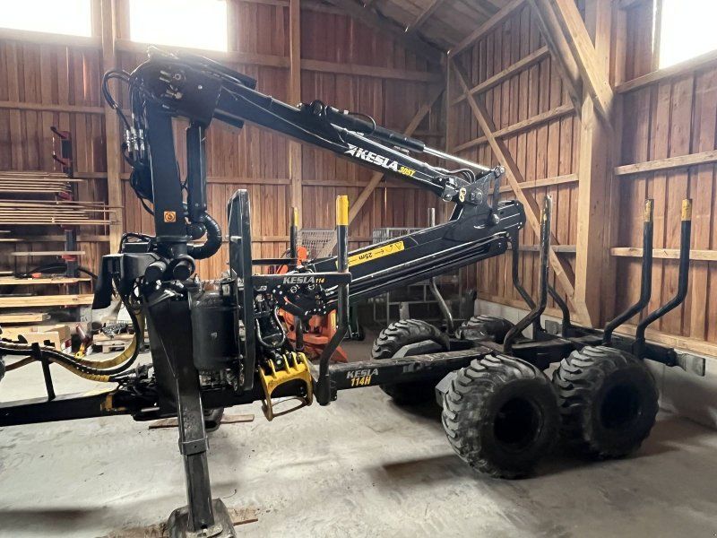 Kesla Forst 114H mit Fortskran 305T