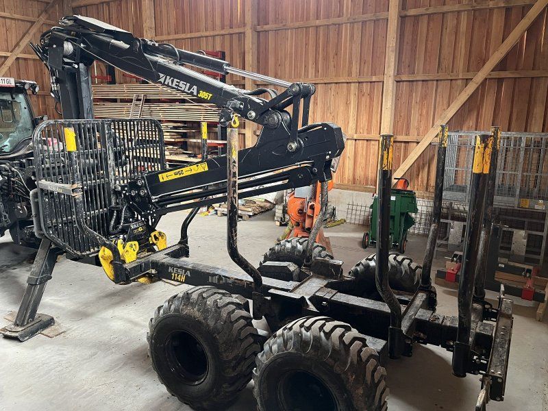 Kesla Forst 114H mit Fortskran 305T