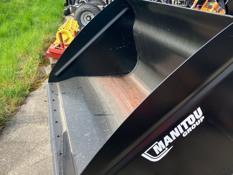 Manitou Leichtgutschaufel CBA3000