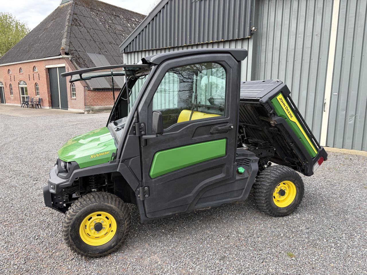 John Deere Gator XUV865m met kenteken 1074 uur