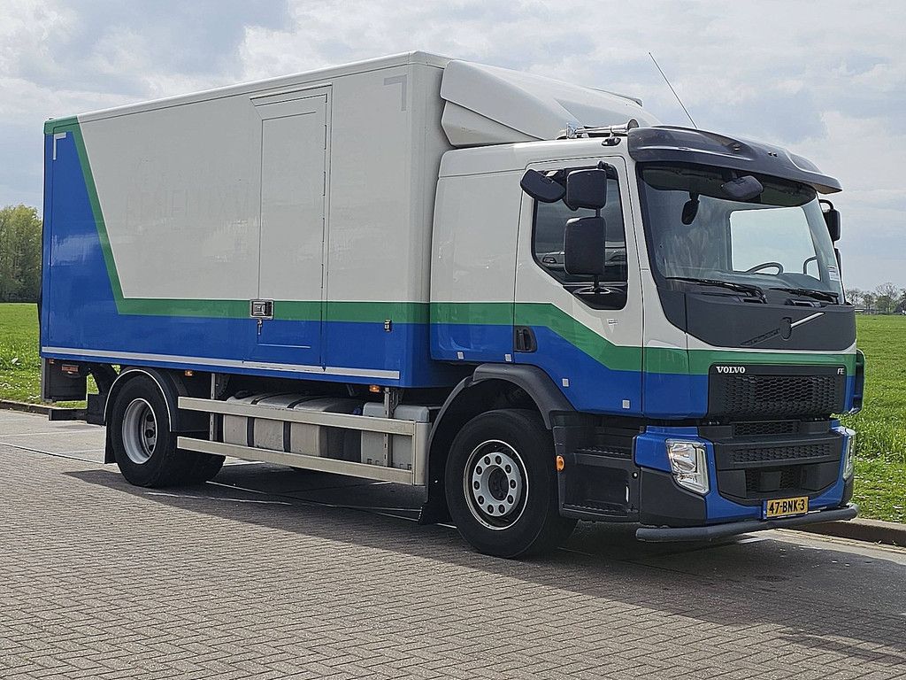 VOLVO FE 280.18 19.5t lift box: 5.52