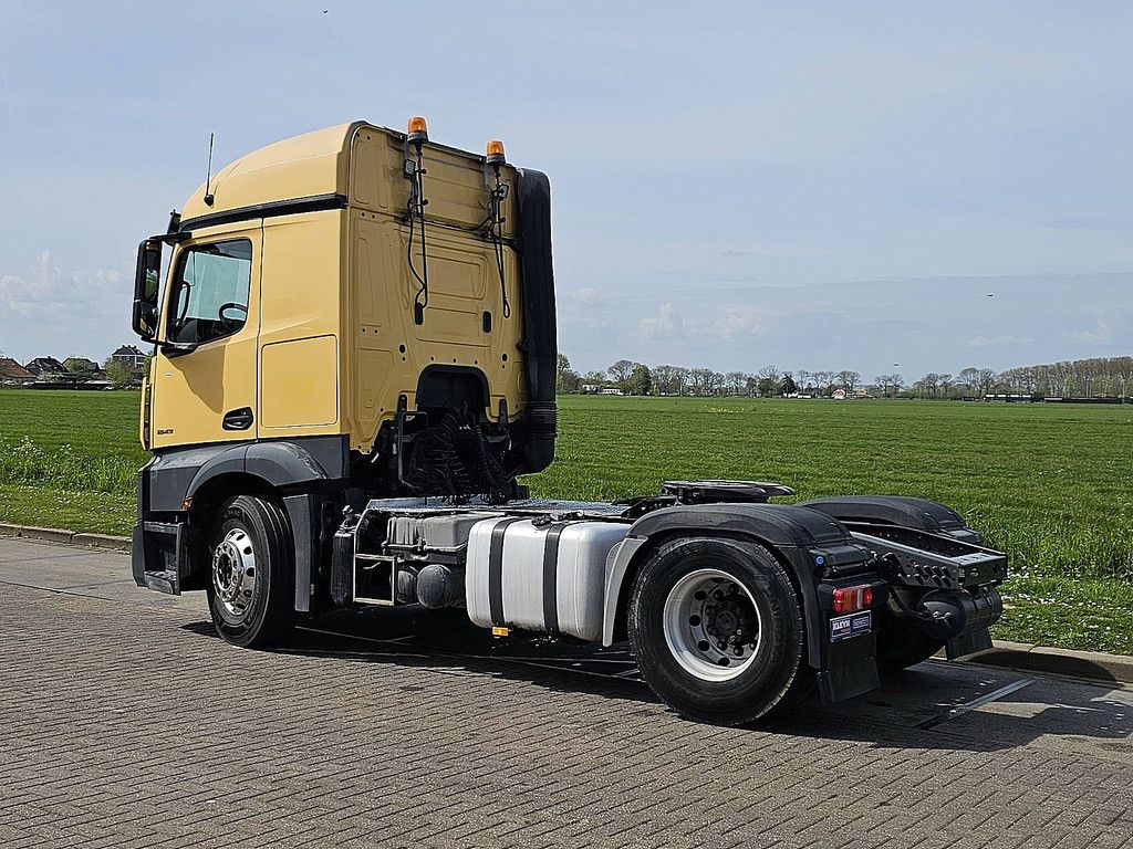 MERCEDES-BENZ ACTROS 1843