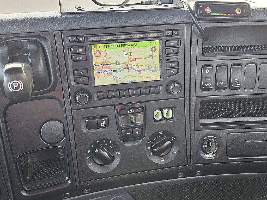 SCANIA P410 hiab 211 ep-5 hiduo