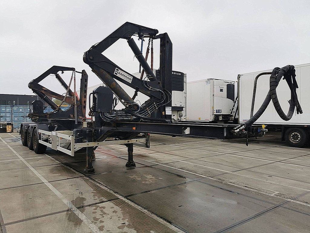 HAMMAR 160 S side loader