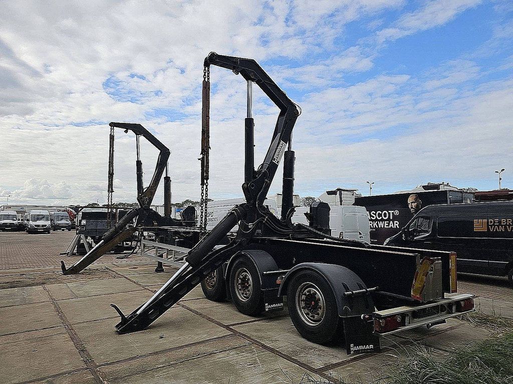 HAMMAR 160 S side loader