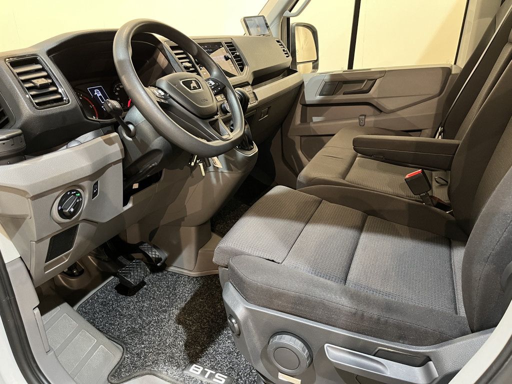 Man TGE 35 2.0 164 PK RWD Automaat Bakwagen / Meubelbak 2.45 M. Hoog / Euro 6 / Airco / Cruise Control / CarPlay / 3-Zits / 75.000 KM !!