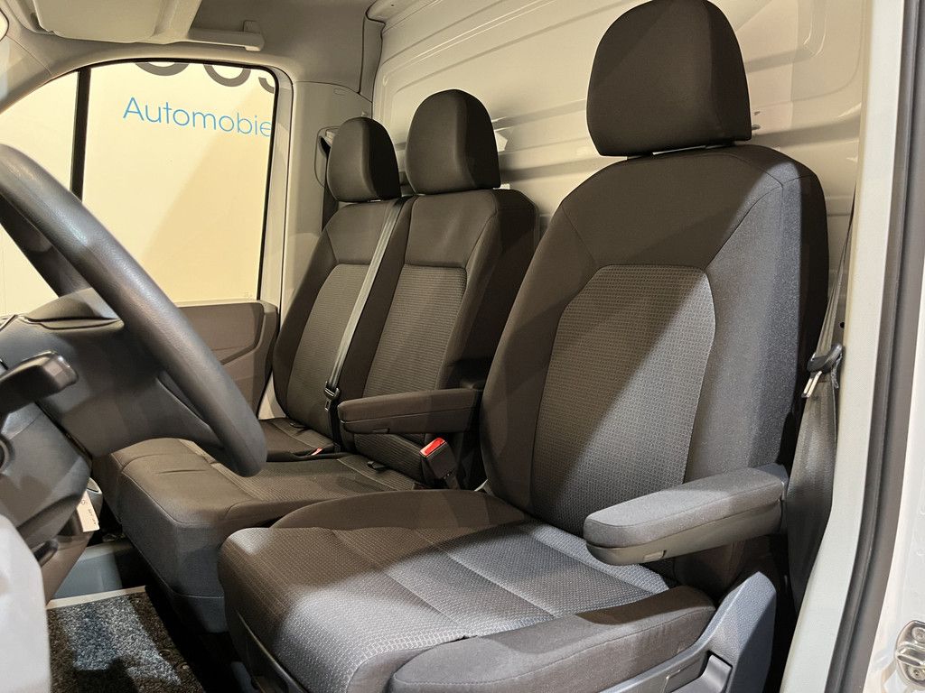 Man TGE 35 2.0 164 PK RWD Automaat Bakwagen / Meubelbak 2.45 M. Hoog / Euro 6 / Airco / Cruise Control / CarPlay / 3-Zits / 75.000 KM !!