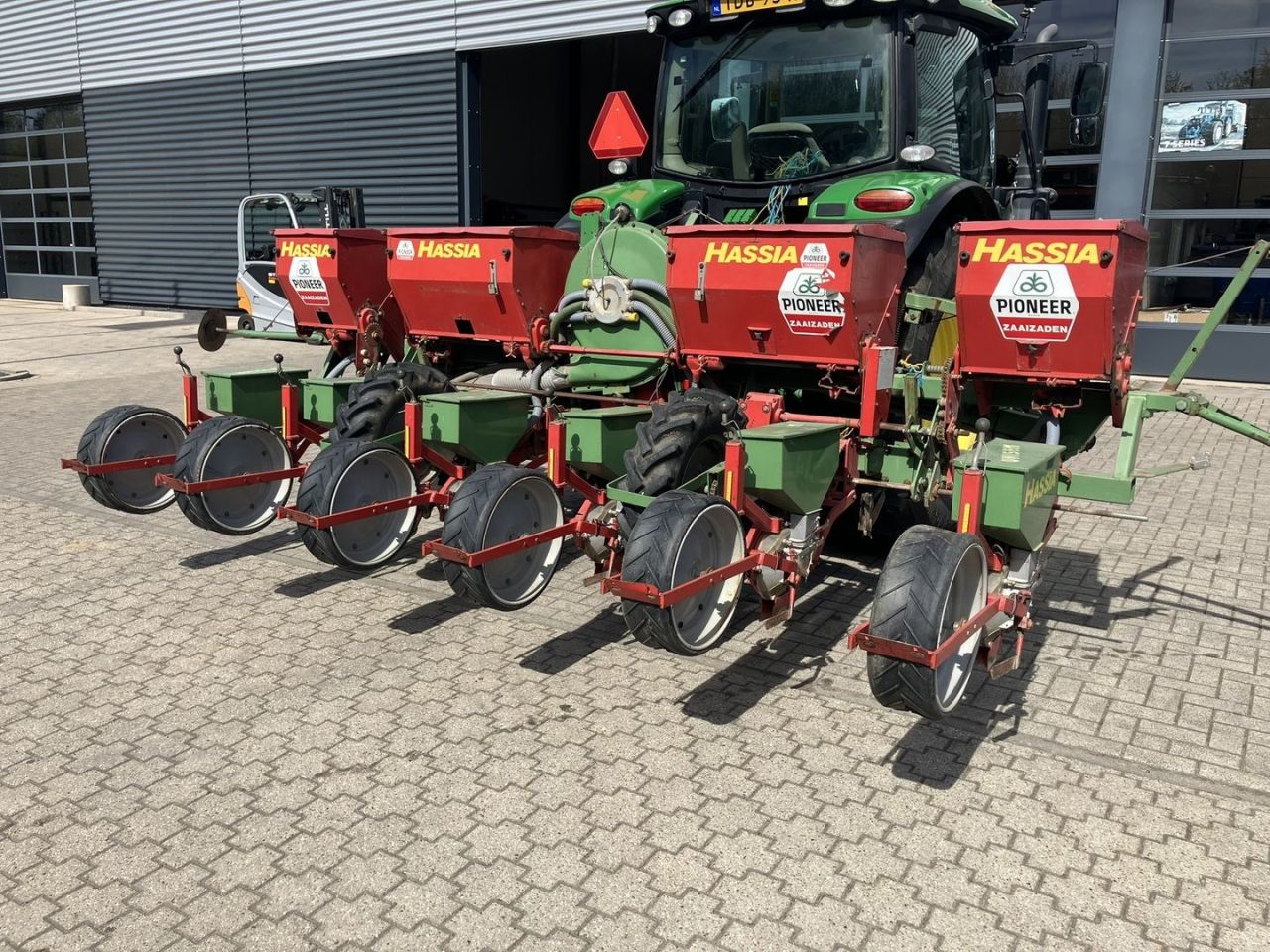 Hassi 6 rijige maizaaimachine