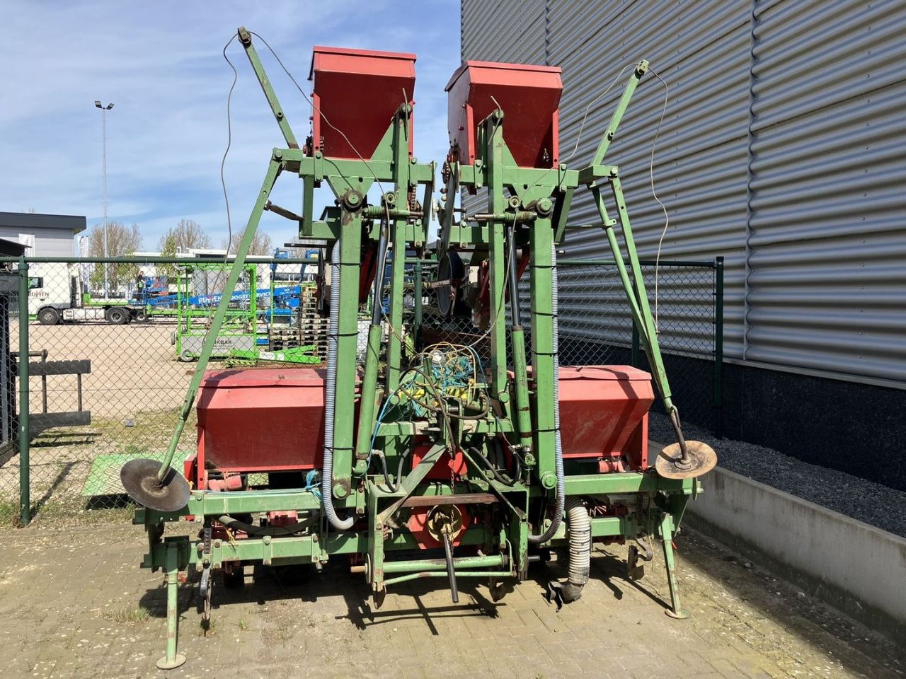 Hassi 6 rijige maizaaimachine