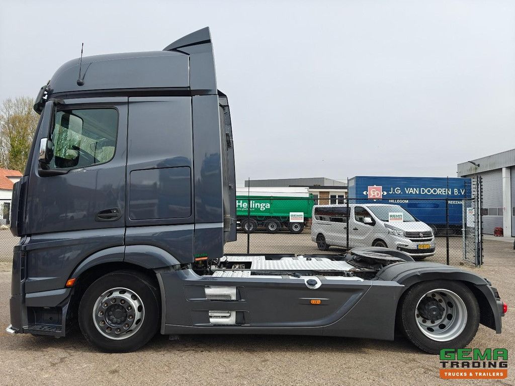 Mercedes-Benz Actros 1848 4x2 Bigspace Euro5 - MEGA - Towing hitch - Double Tanks - 08/2026 MOT