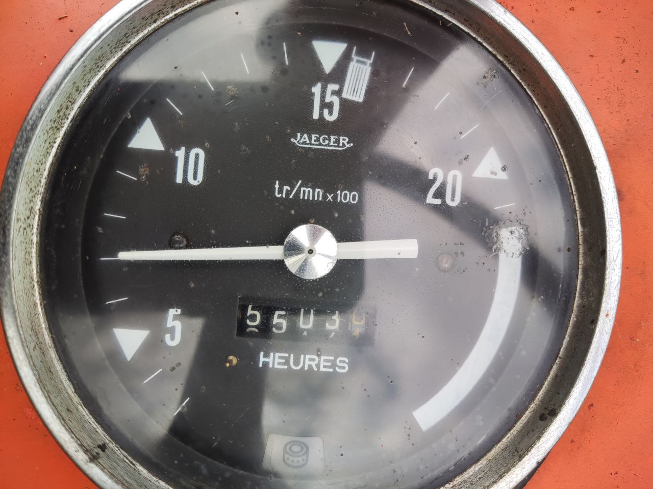 RENAULT tractor (type 421, 42 pk) met mini kipper