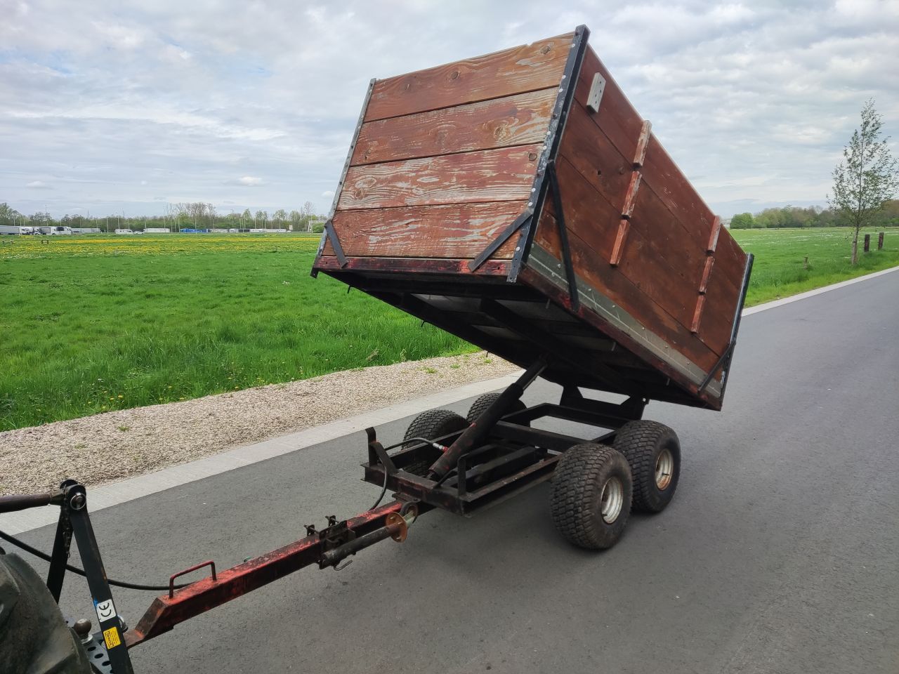 RENAULT tractor (type 421, 42 pk) met mini kipper