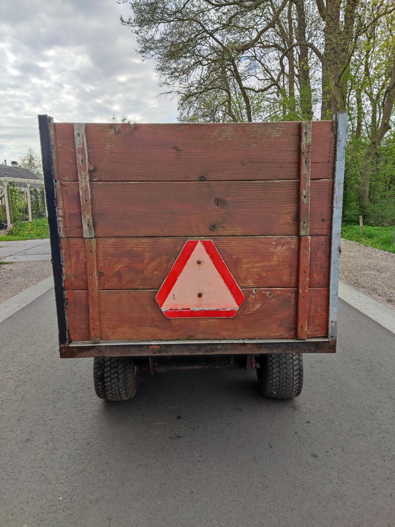 RENAULT tractor (type 421, 42 pk) met mini kipper