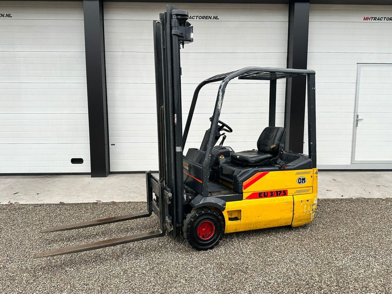 TE KOOP: zeer nette FIAT EU3/17.5 heftruck