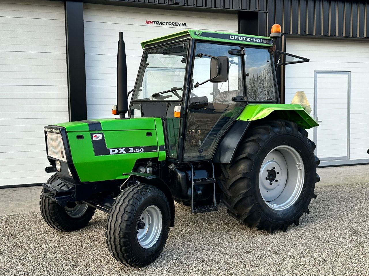 TE KOOP: zeer nette DEUTZ DX 3.50