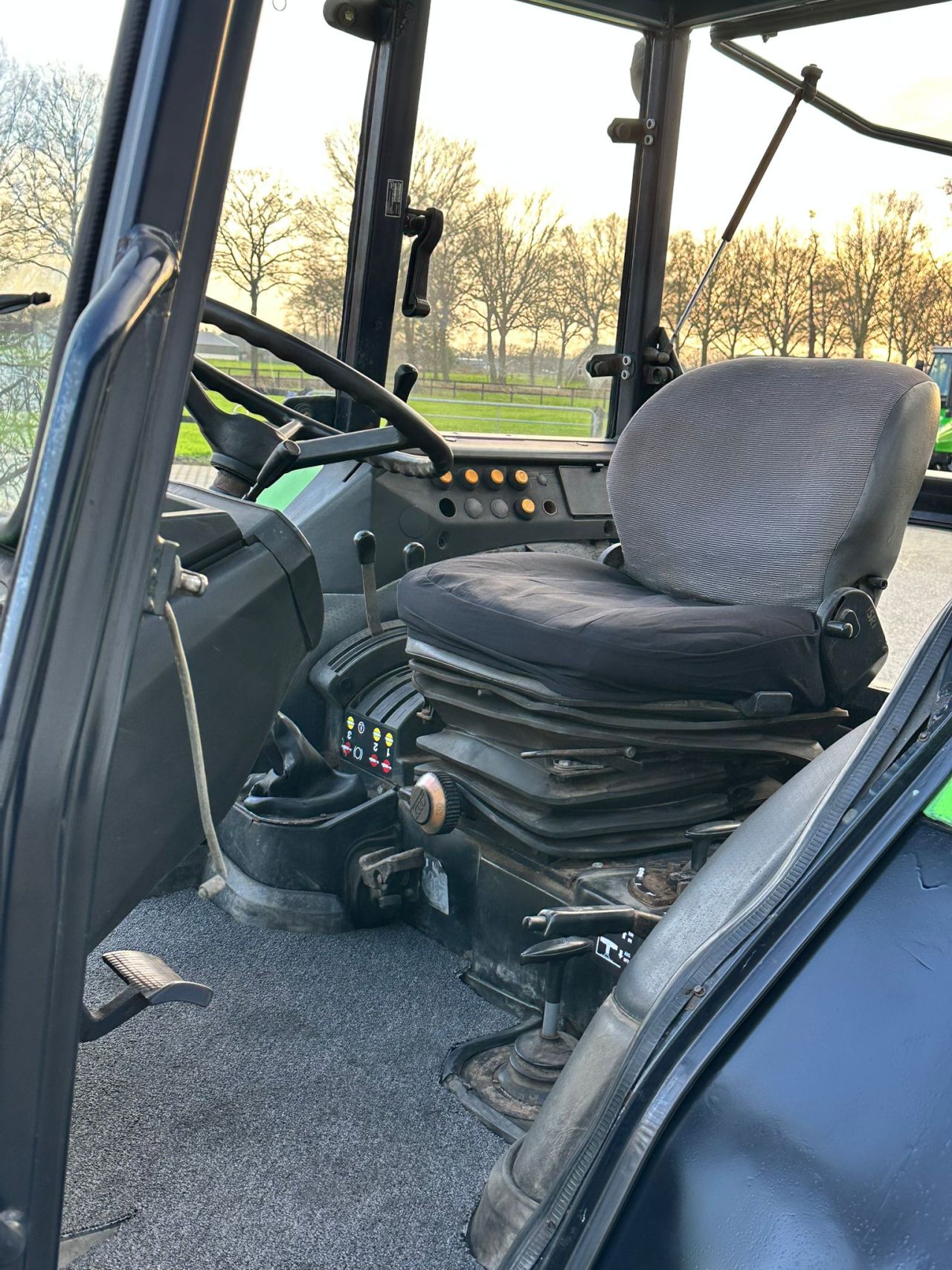 TE KOOP: zeer nette DEUTZ DX 3.50