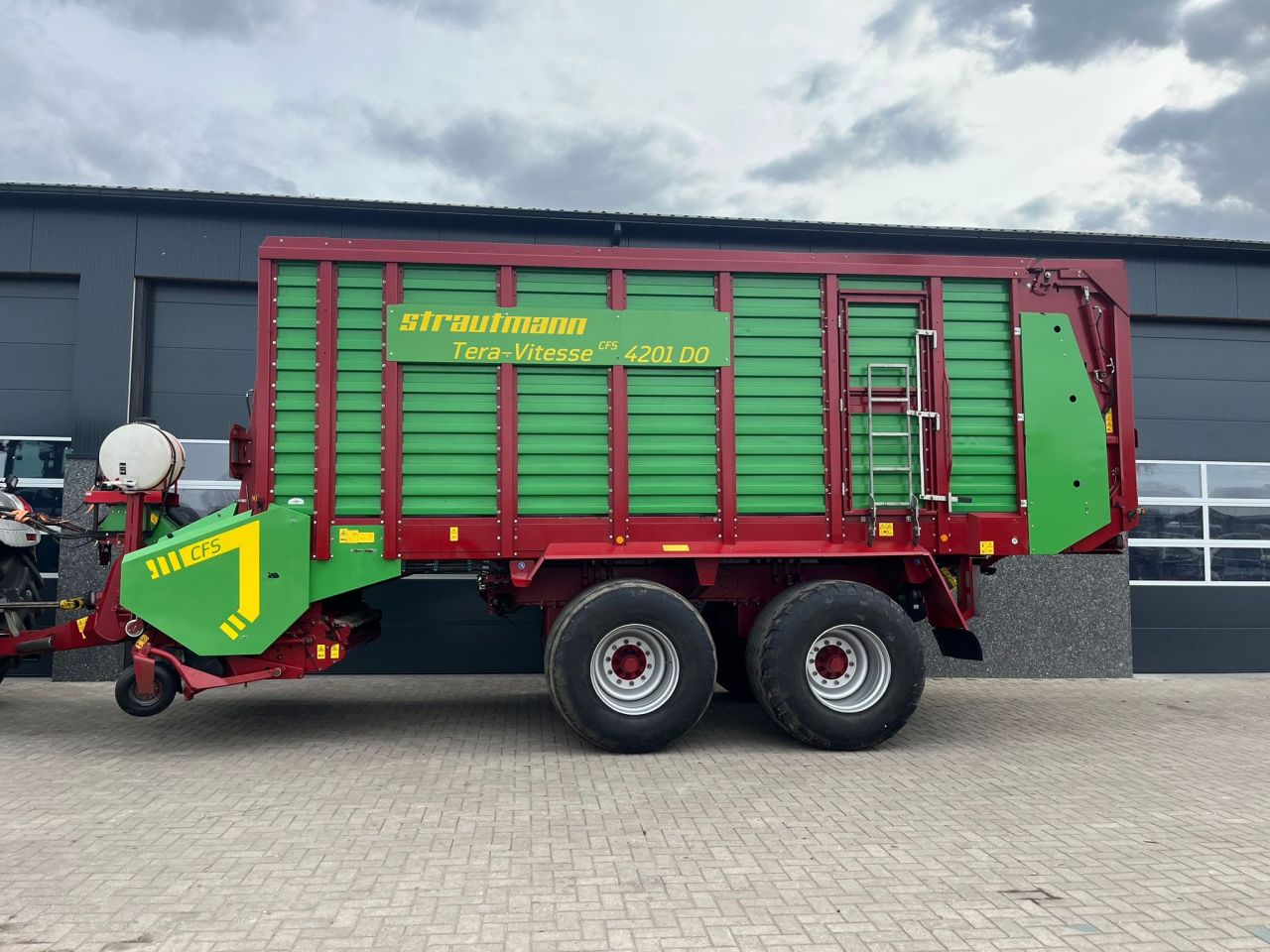 Strautmann. Tera Vitesse 4201