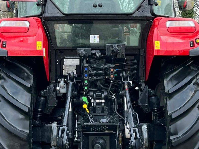 Case IH Farmall 100C  Farmall 100 C