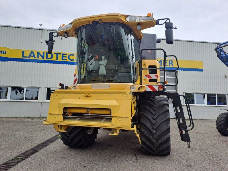 New Holland CX720