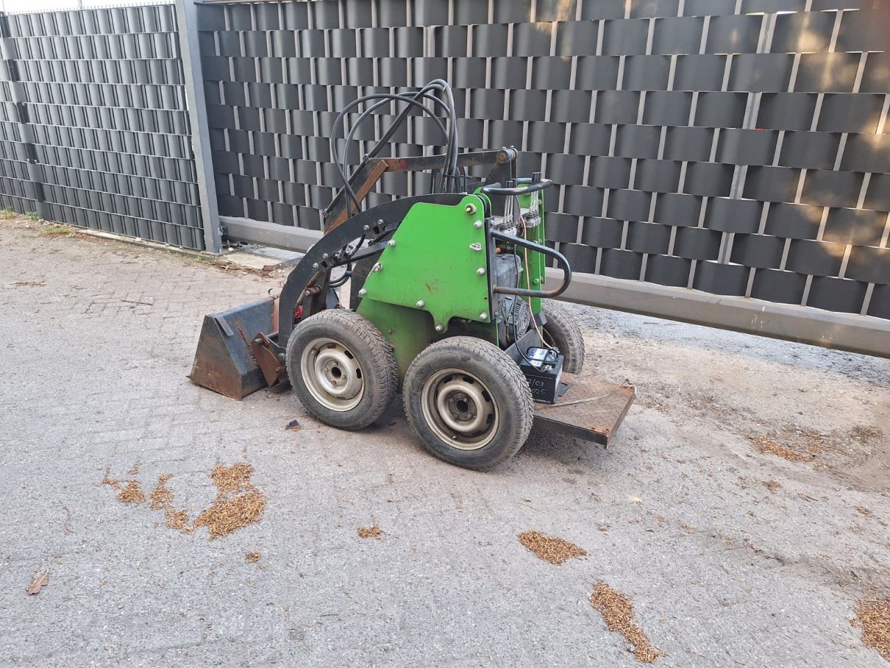 Skidster sherpa shovel kubota schaffer multione weidemann