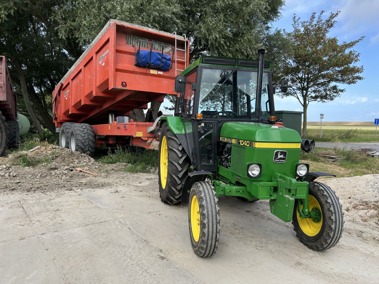 John Deere 1040