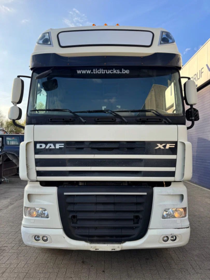 DAF XF 105.460 **FRENCH TRUCK-EURO 5-SUPER SPACE CAB**