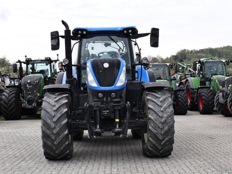 New Holland T7.230 Klassisch
