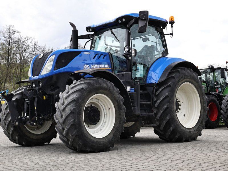 New Holland T7.230 Klassisch