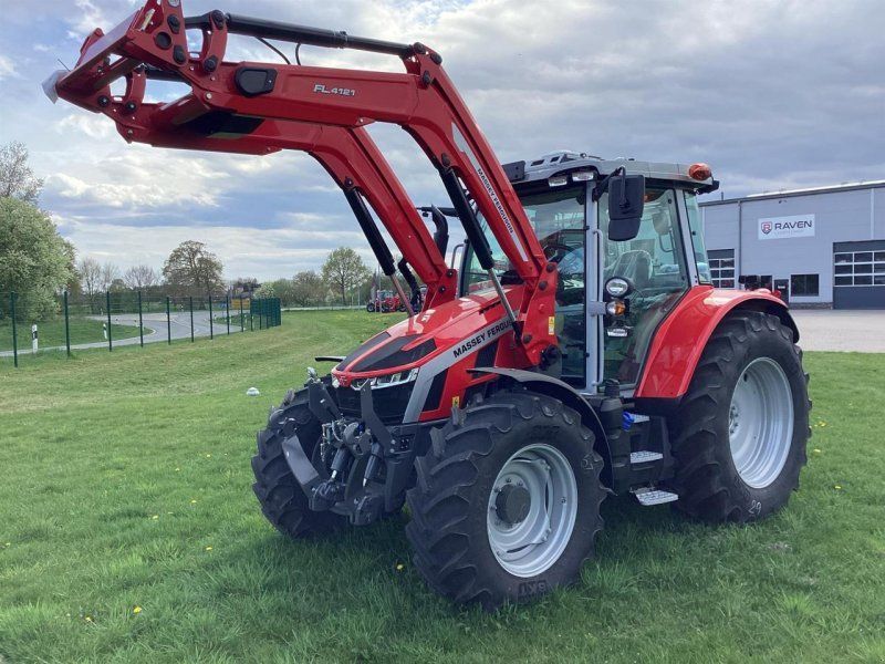 Massey Ferguson 5S.135 Dyna-6 EXCLUSIVE